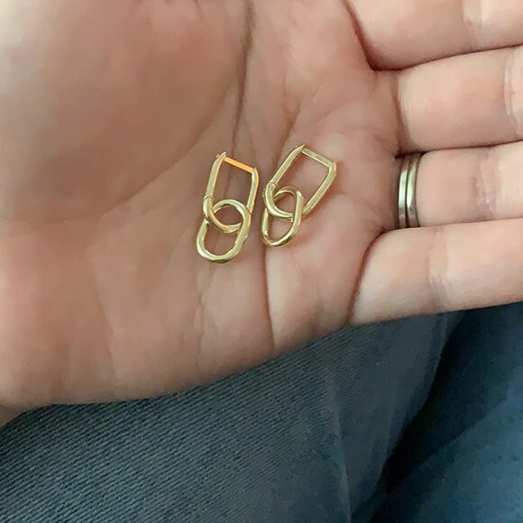 Neiman Marcus 14K Gold Convertible Link Huggie Earrings for Women - Picture 4 of 4